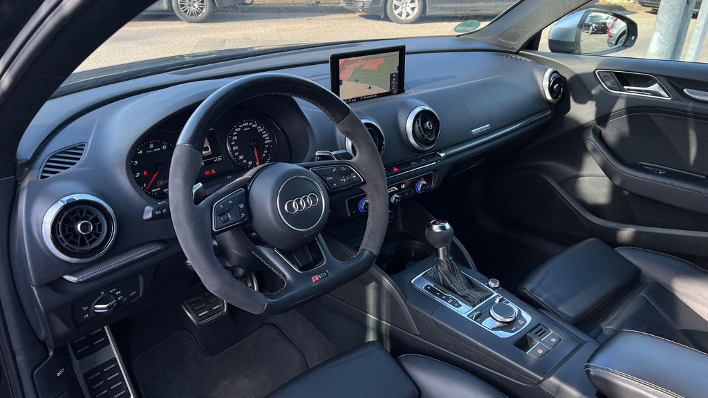 Audi RS3 2.5 TFSI QUATTRO LIMUSINA